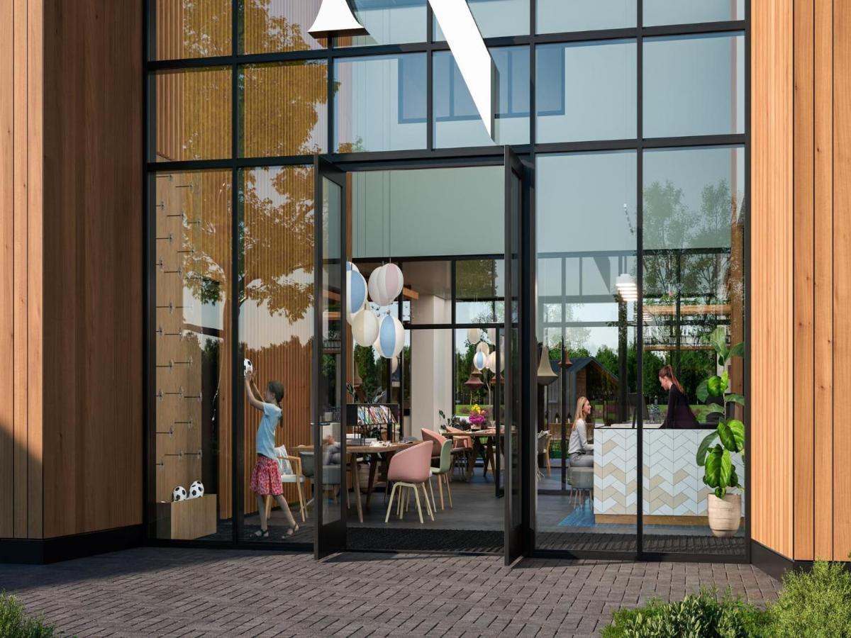 Modern On The Water, In A Park, 1 2 Km From The Vakantiehuis